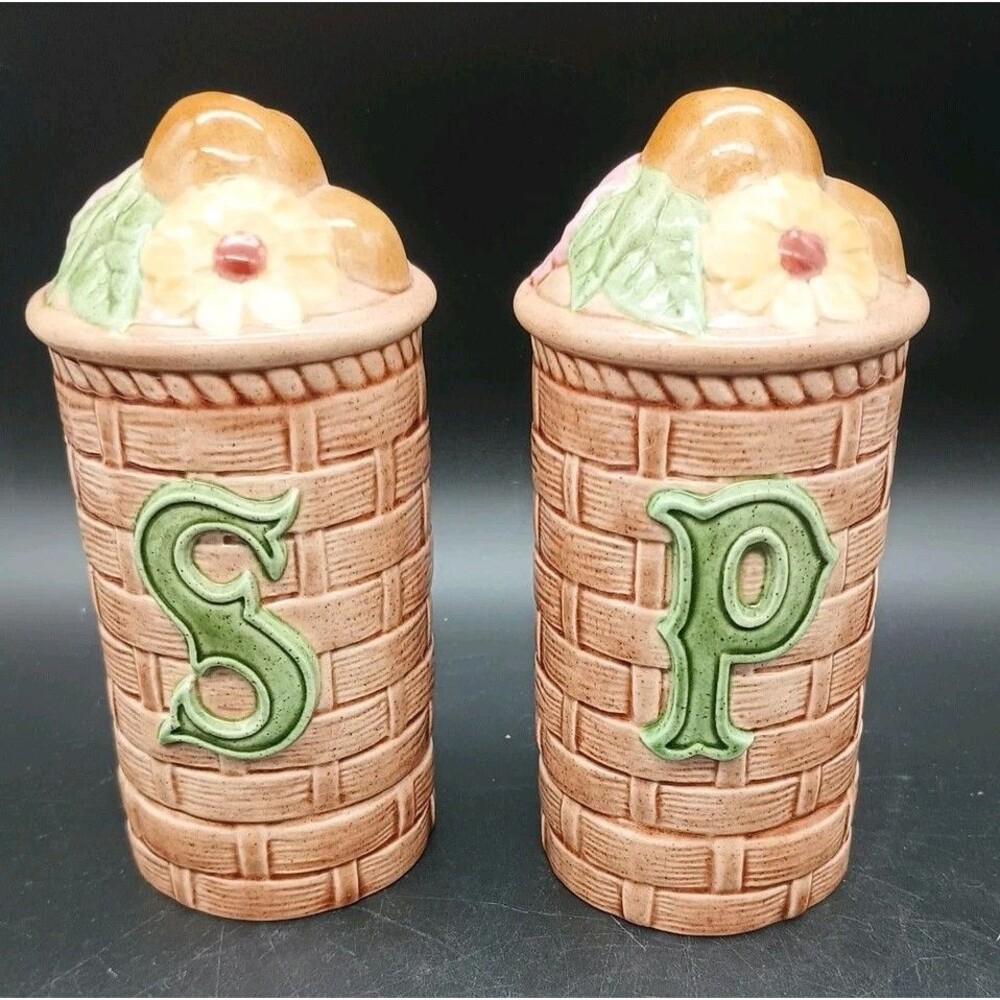 Vintage Stovetop Ceramic Basket Weave Salt & Pepper Shakers Fruit Flower 6”